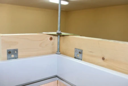 Чердачная люк-лестница Fakro LCS-E (CH) в Туле фото