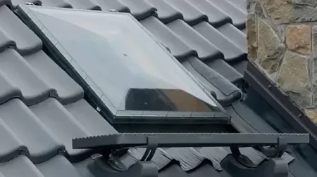 Окно-люк Fakro WSZ с универсальным окладом в Туле фото