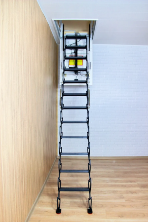 Чердачная люк-лестница Fakro LCS-E (CH) в Туле фото