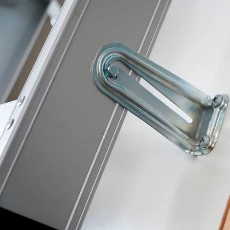 Чердачная люк-лестница Oman Alurus Lite алюминиевая складная 3-х секционная в Туле фото