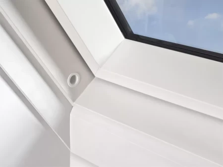 Мансардное окно Fakro PTP-V U4 в Туле фото