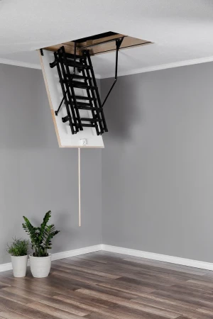 Чердачная люк-лестница Oman Складная 3-х секционная Metal T3 в Туле фото