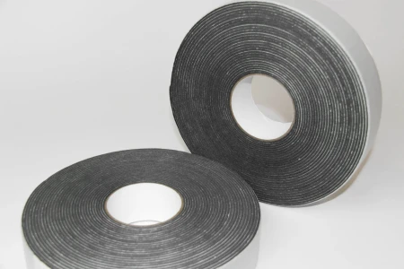 Уплотнительная клейкая лента Fakro HausBand P 30x0,05 м в Туле фото