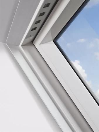 Мансардное окно Fakro PTP-V U4 в Туле фото