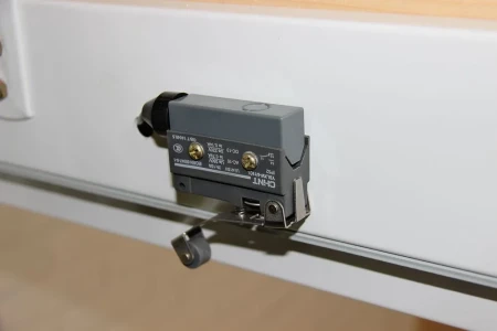 Чердачная люк-лестница Fakro LCS-E (CH) в Туле фото