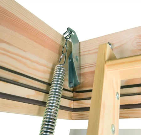 Чердачная люк-лестница Fakro LWT суперэнергосберегающая в Туле фото