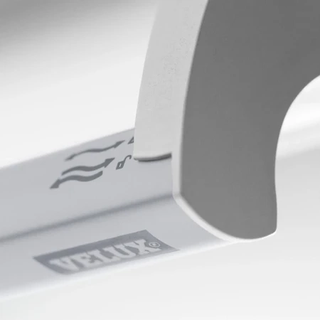 Удобная ручка-планка с уникальным вентиляционным клапаном