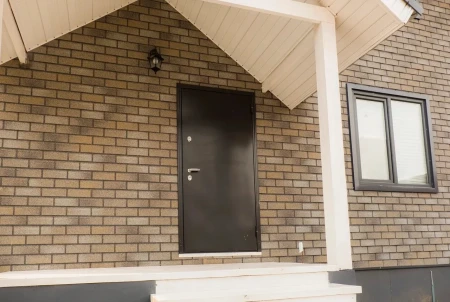 (Серо-бежевый кирпич)